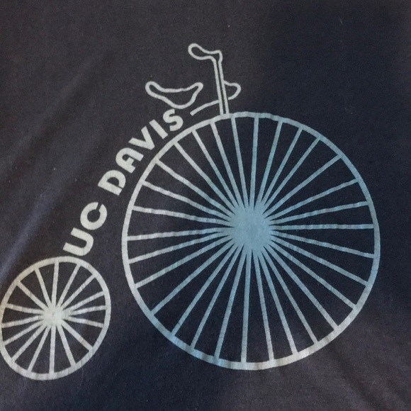 Tops - Vintage UC Davis t-shirt